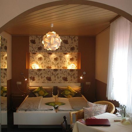 Restaurant Landgasthof Zum Wiesengrund Newel Номер фото