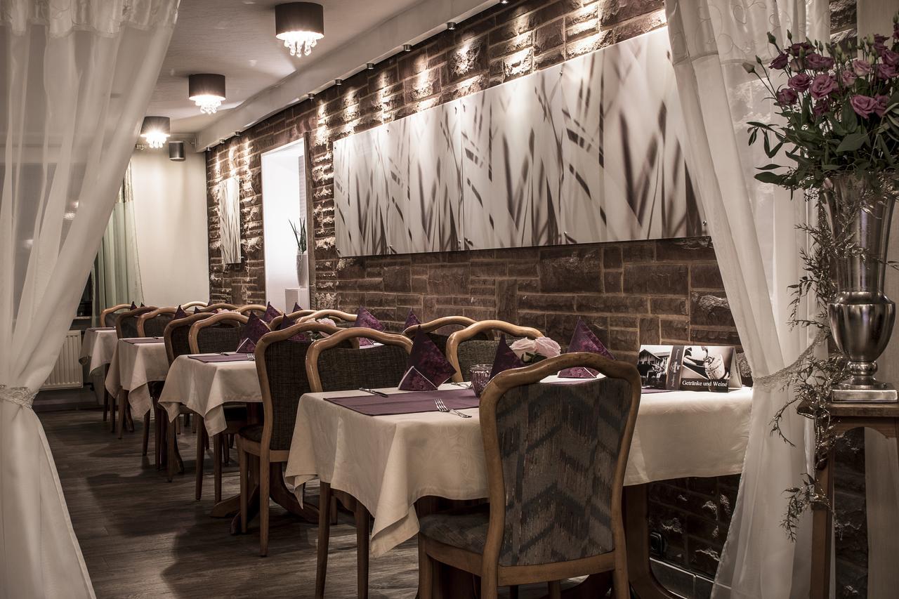 Restaurant Landgasthof Zum Wiesengrund Newel Экстерьер фото