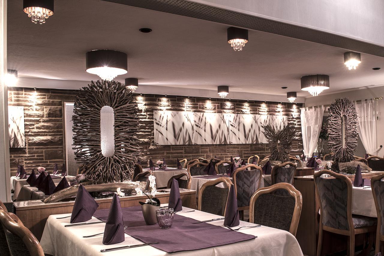 Restaurant Landgasthof Zum Wiesengrund Newel Экстерьер фото